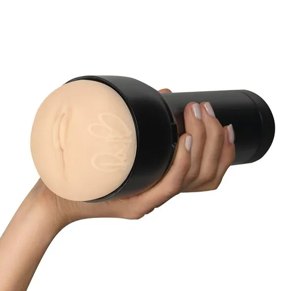 kiiroo-feel-rae-lil-black-3 kiiroo-feel-rae-lil-black-3