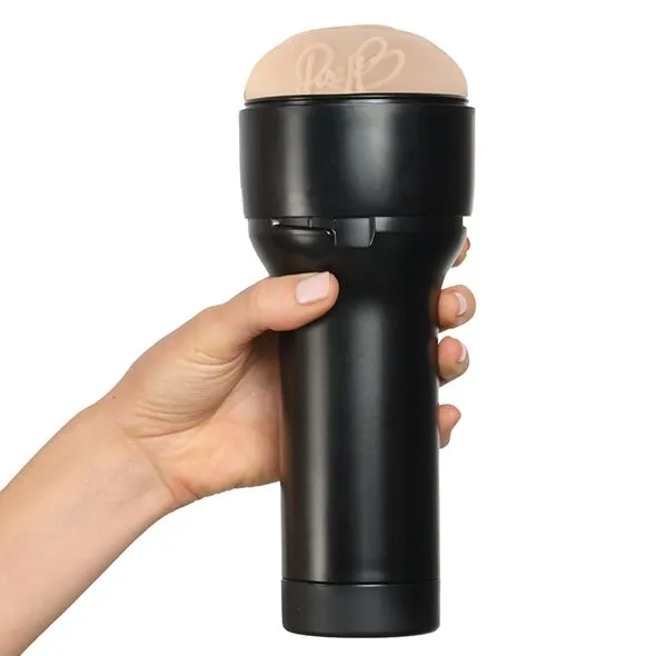 kiiroo-feel-rae-lil-black-4 kiiroo-feel-rae-lil-black-4