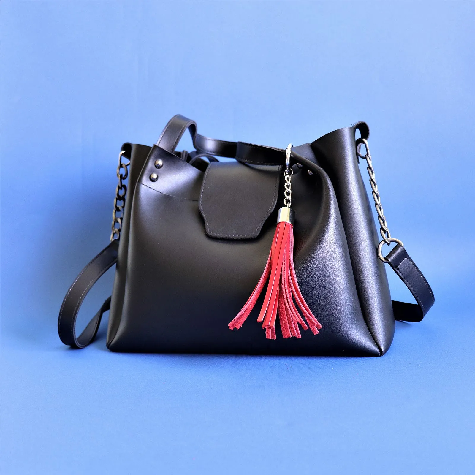 feral-feelings-keychain-flogger-red-2 feral-feelings-keychain-flogger-red-2